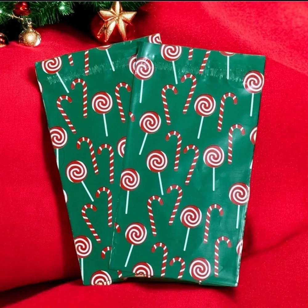 (10) 6x9 Christmas Poly Mailers